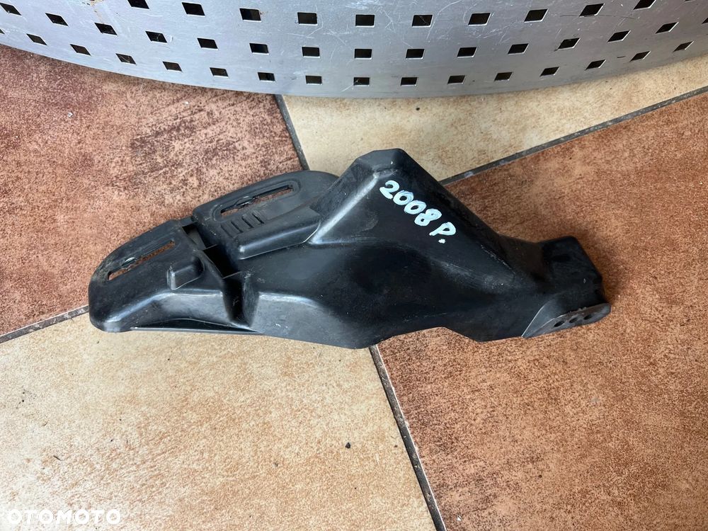 ŚLIZG MOCOWANIE PRZEDNIEGO PRAWEGO BŁOTNIKA PEUGEOT 2008 II OPEL MOKKA 9825559780