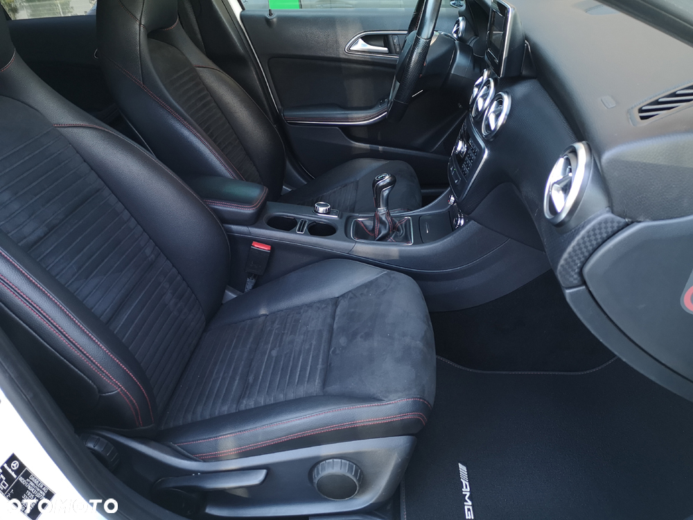 Mercedes-Benz Klasa A 200 AMG Line - 27