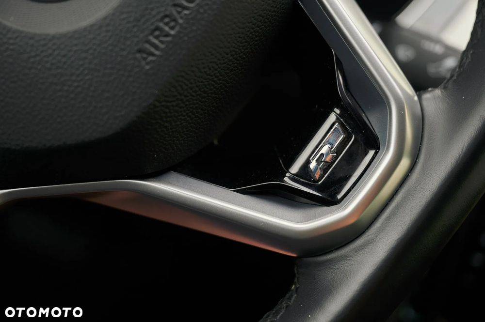 Volkswagen Passat 1.5 TSI OPF DSG Highline - 26