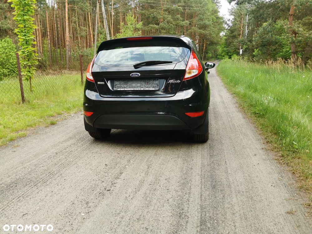 Ford Fiesta - 13