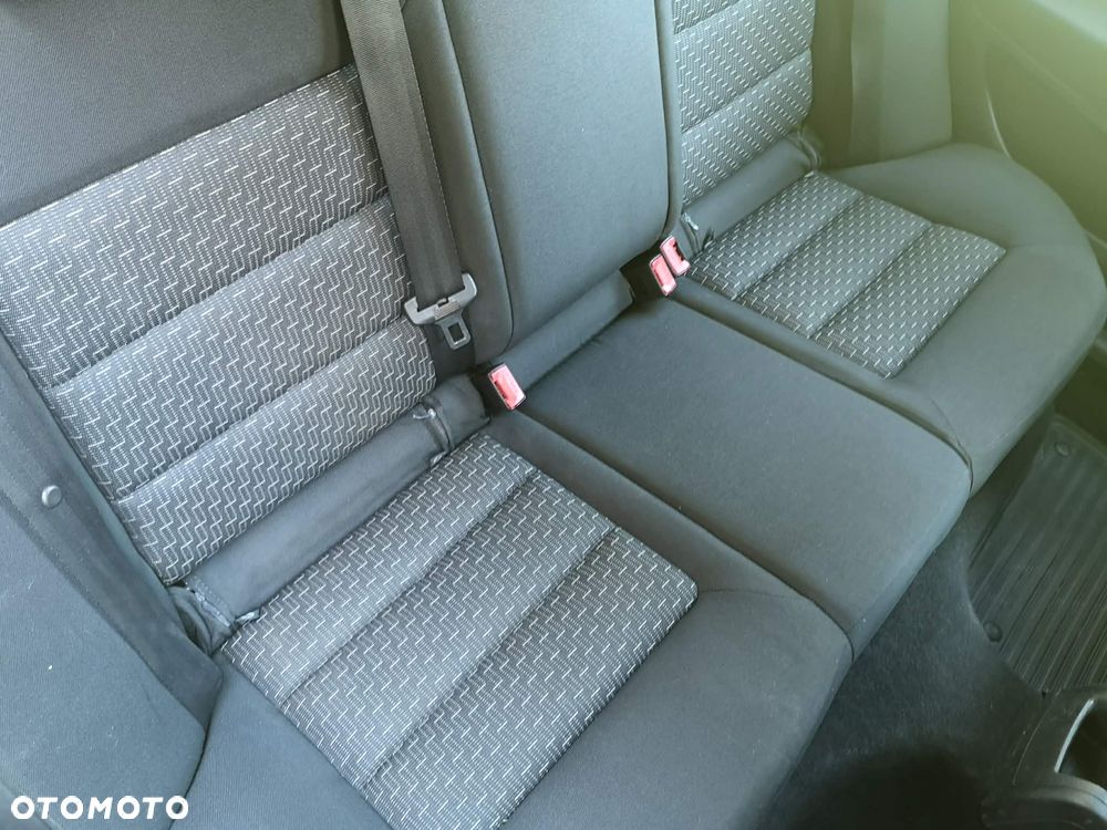 Skoda Octavia 1.6 Classic - 8