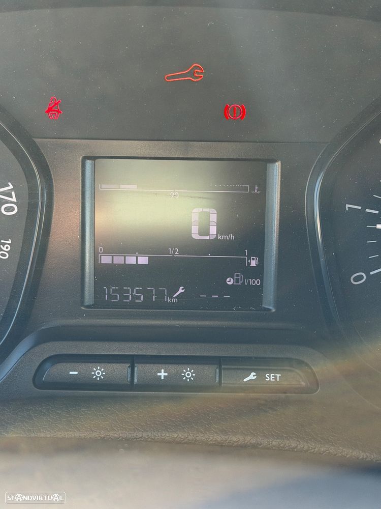 Peugeot expert blue hdi 2.0 120 cv 6 velocidades - 18