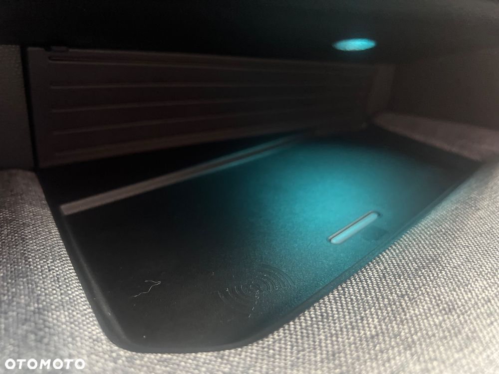 Peugeot 3008 1.2 PureTech mHEV GT E-DCS6 - 20