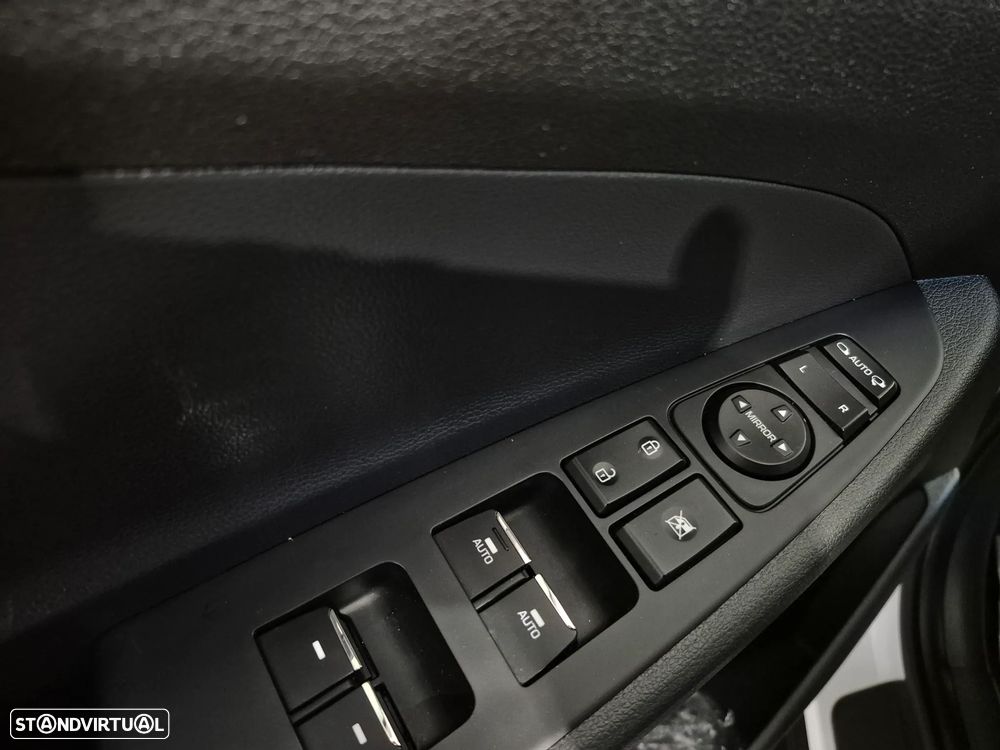 Hyundai Tucson 1.6 GDi Executive - 14