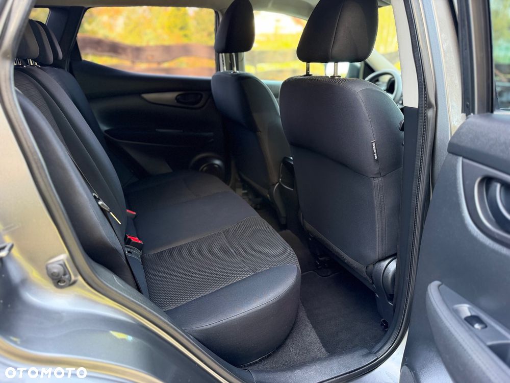 Nissan Qashqai 1.6 DCi Tekna EU6 - 16
