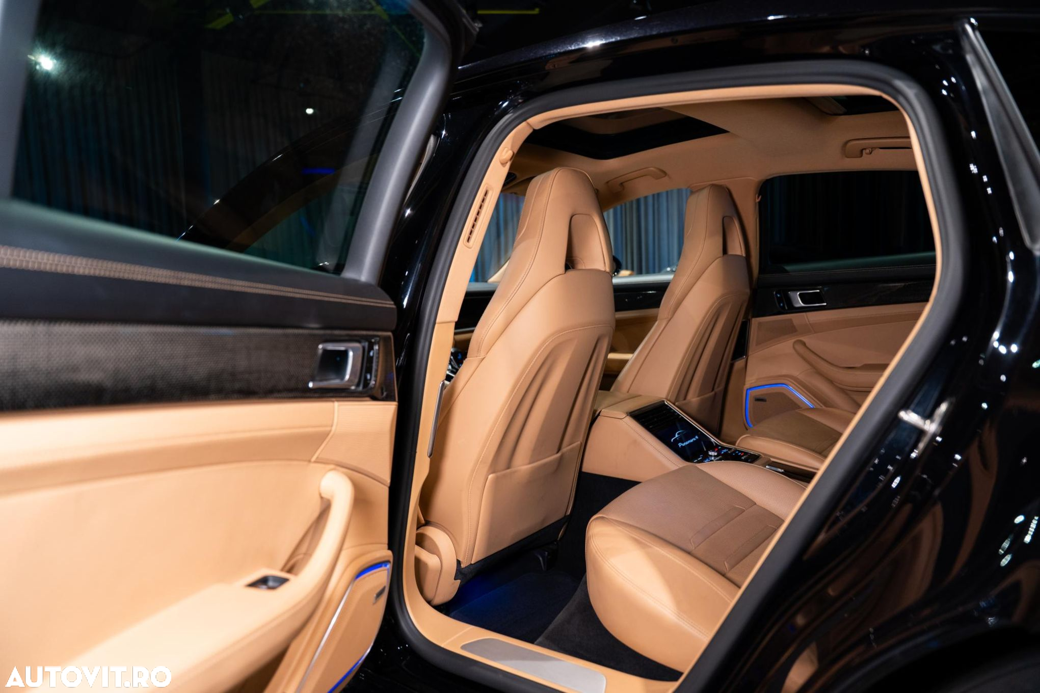 Porsche Panamera - 24