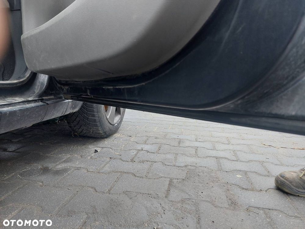 DRZWI KOMPLETNE PRAWY PRZÓD RENAULT MEGANE III TEB66 - 7
