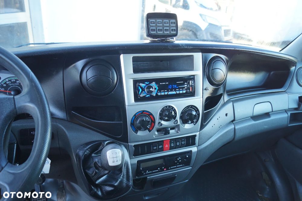 Iveco DAILY - 17