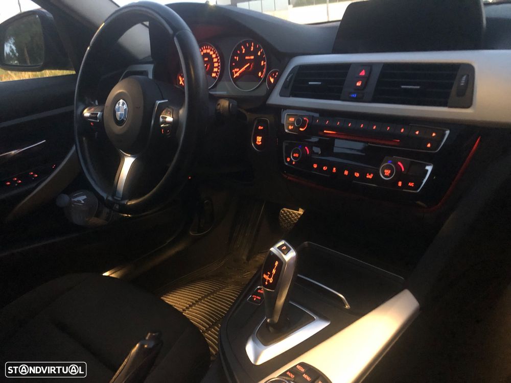 BMW 320 d Touring Aut. Efficient Dynamics Edition Sport Line - 27