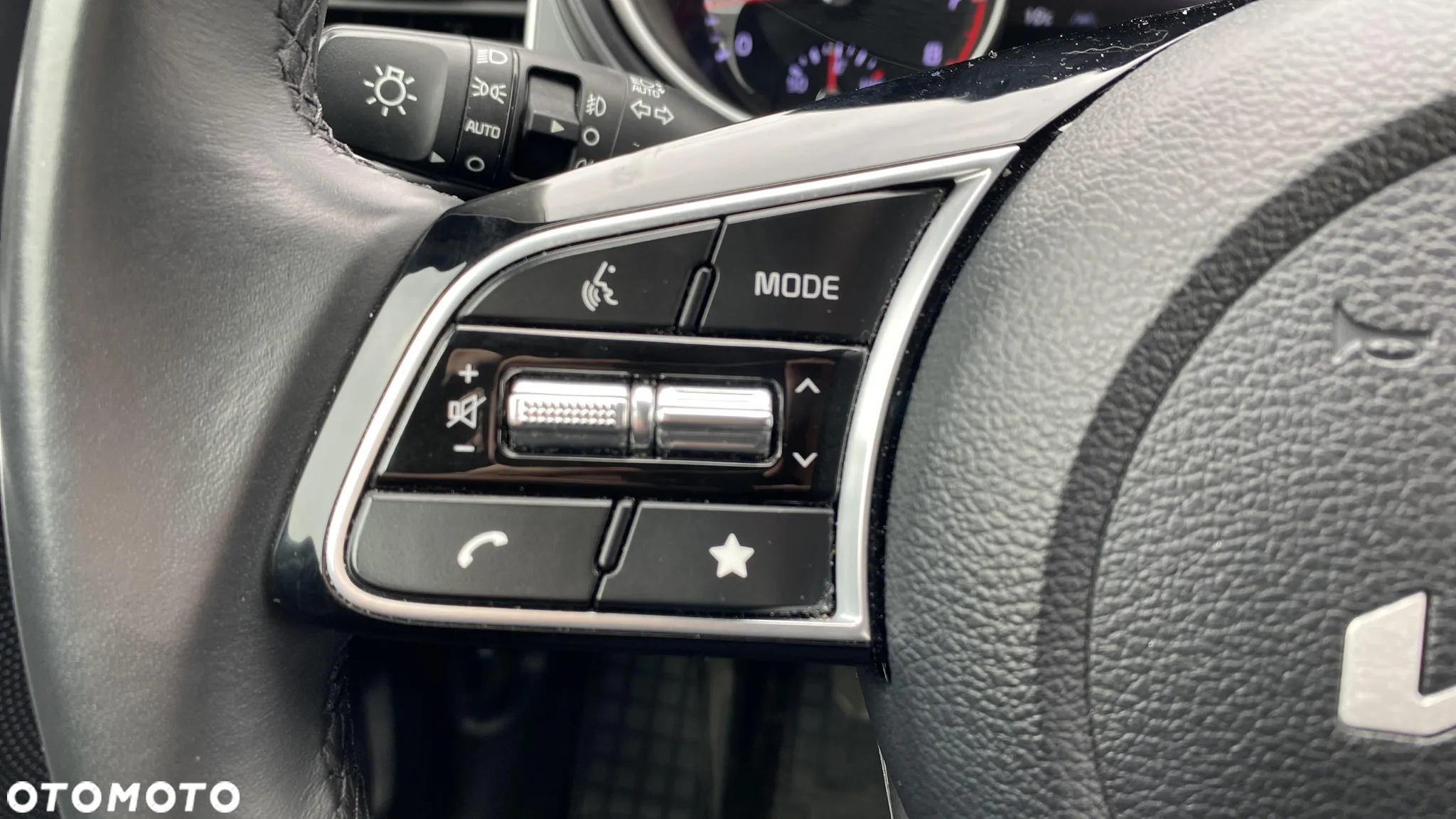 Kia Ceed 1.5 T-GDI M - 11