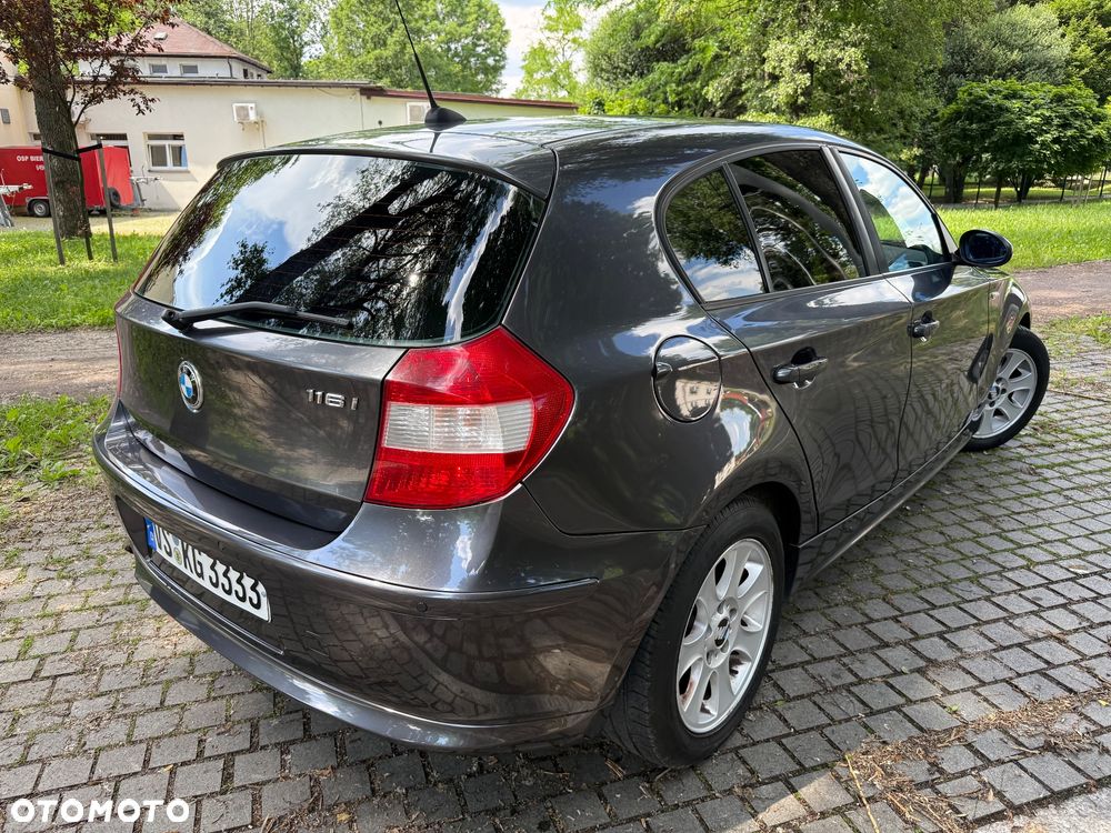 BMW Seria 1 - 18