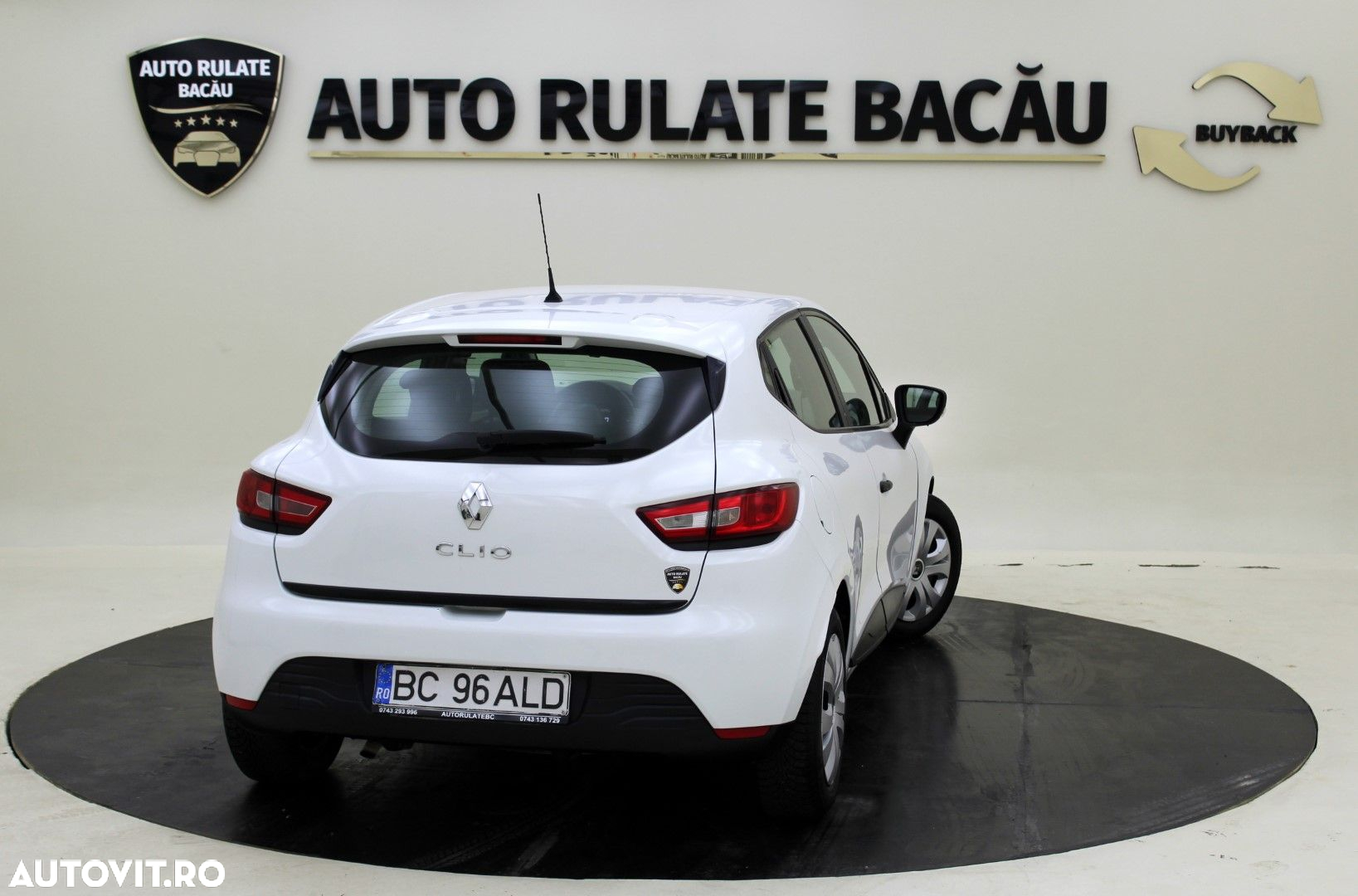 Renault Clio - 6