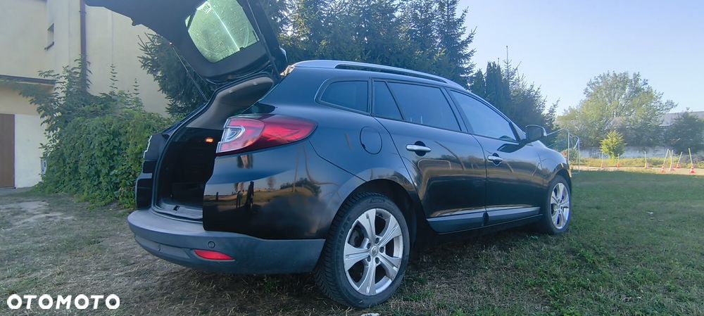 Renault Megane 1.9 dCi Bose Edition - 8