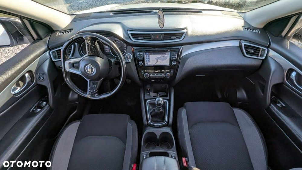 Nissan Qashqai - 14