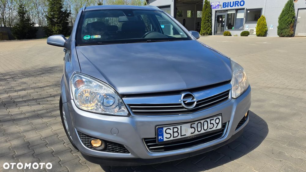Opel Astra - 33