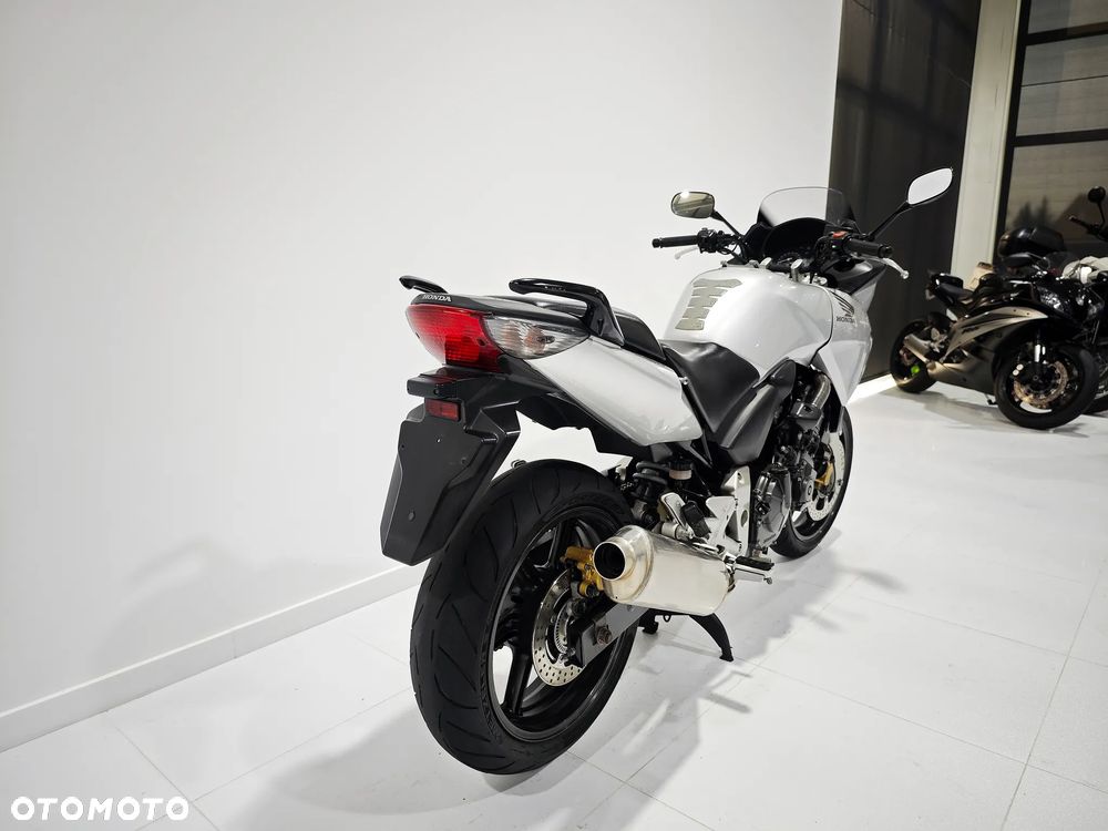 Honda CBF - 12
