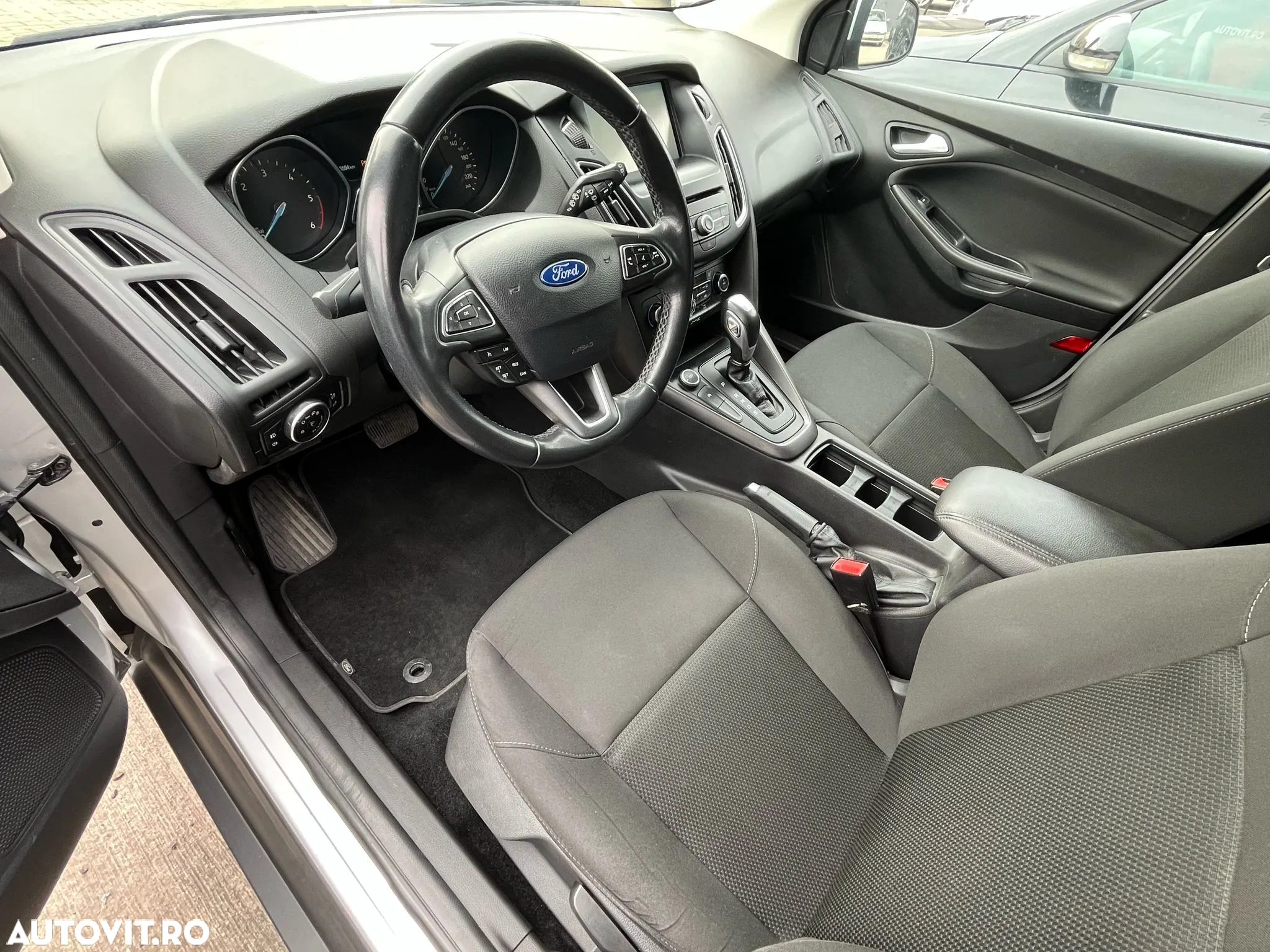 Ford Focus - 5