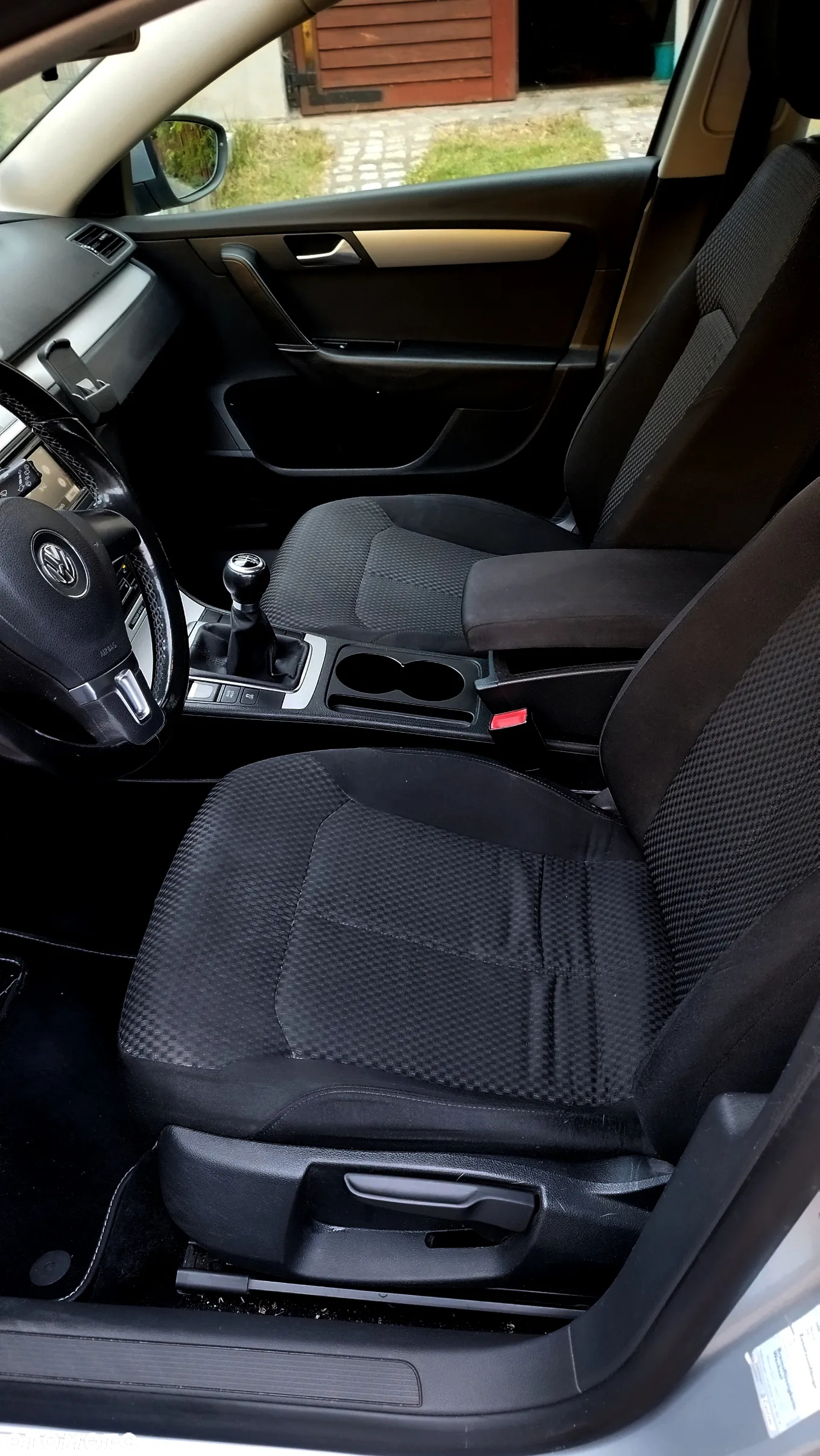 Volkswagen Passat 2.0 TDI Comfortline - 11