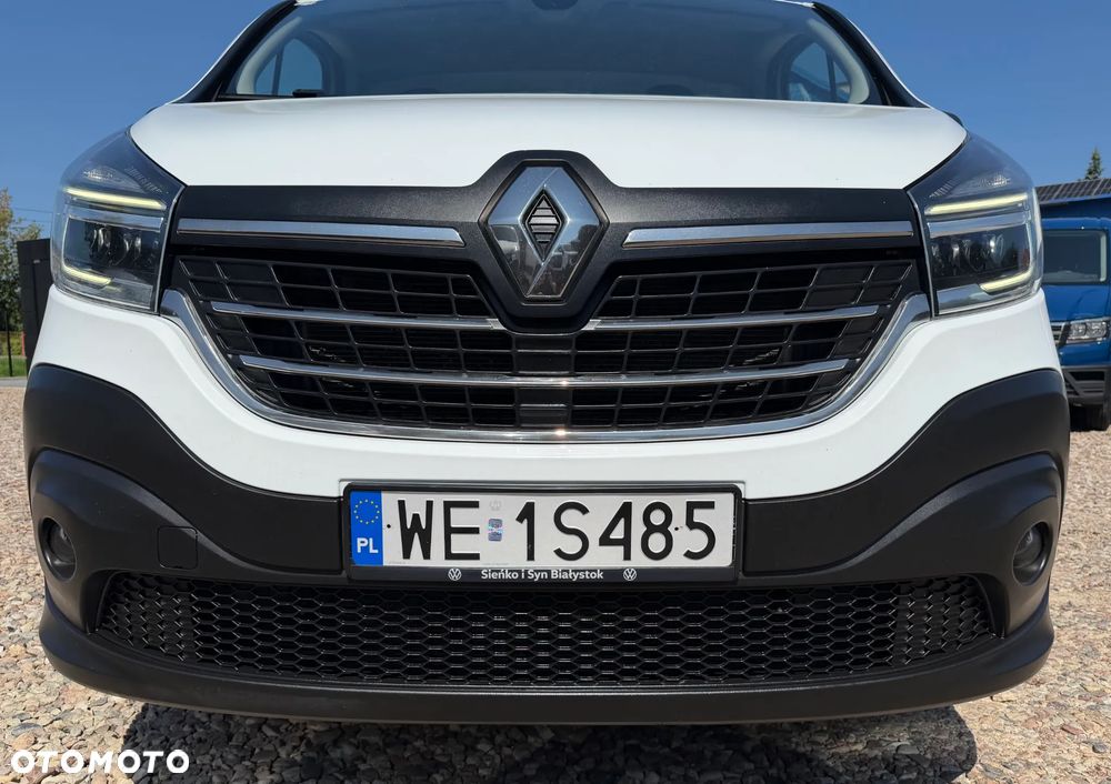 Renault Trafic - 10