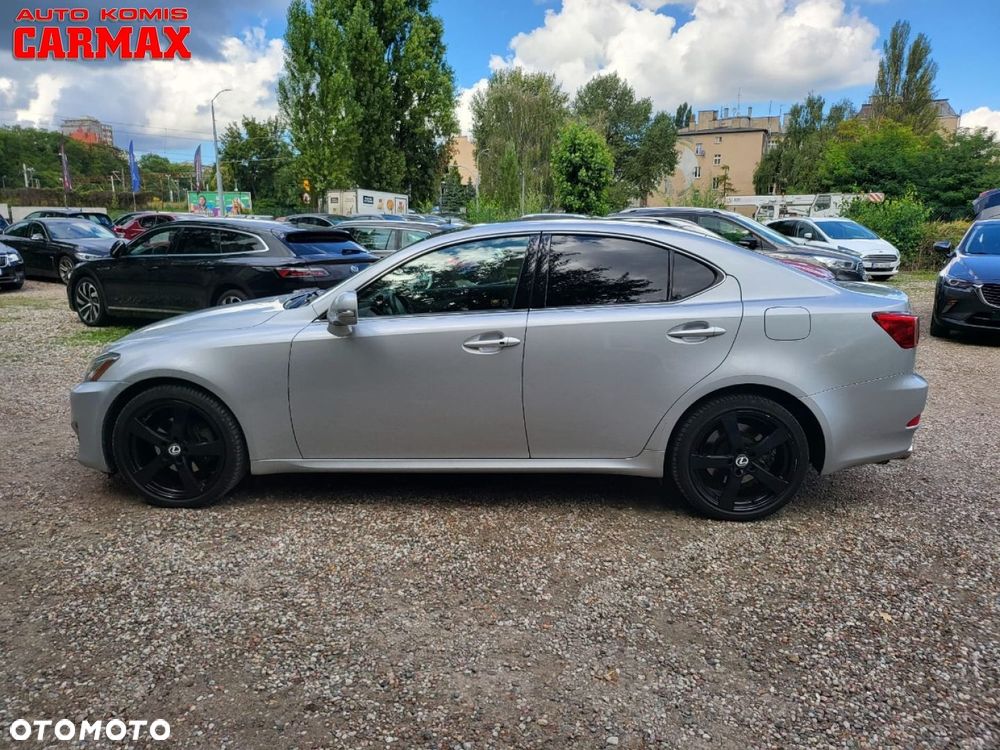 Lexus IS - 4