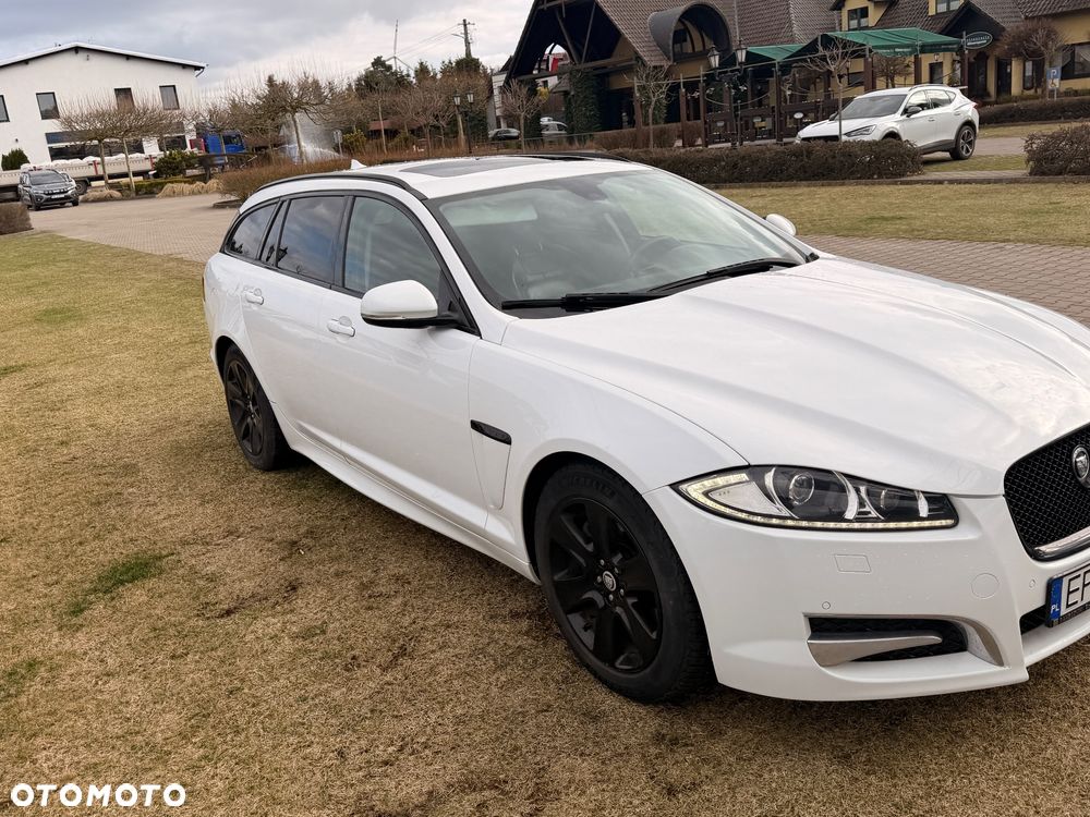 Jaguar XF 2.2 D Premium Luxury - 5