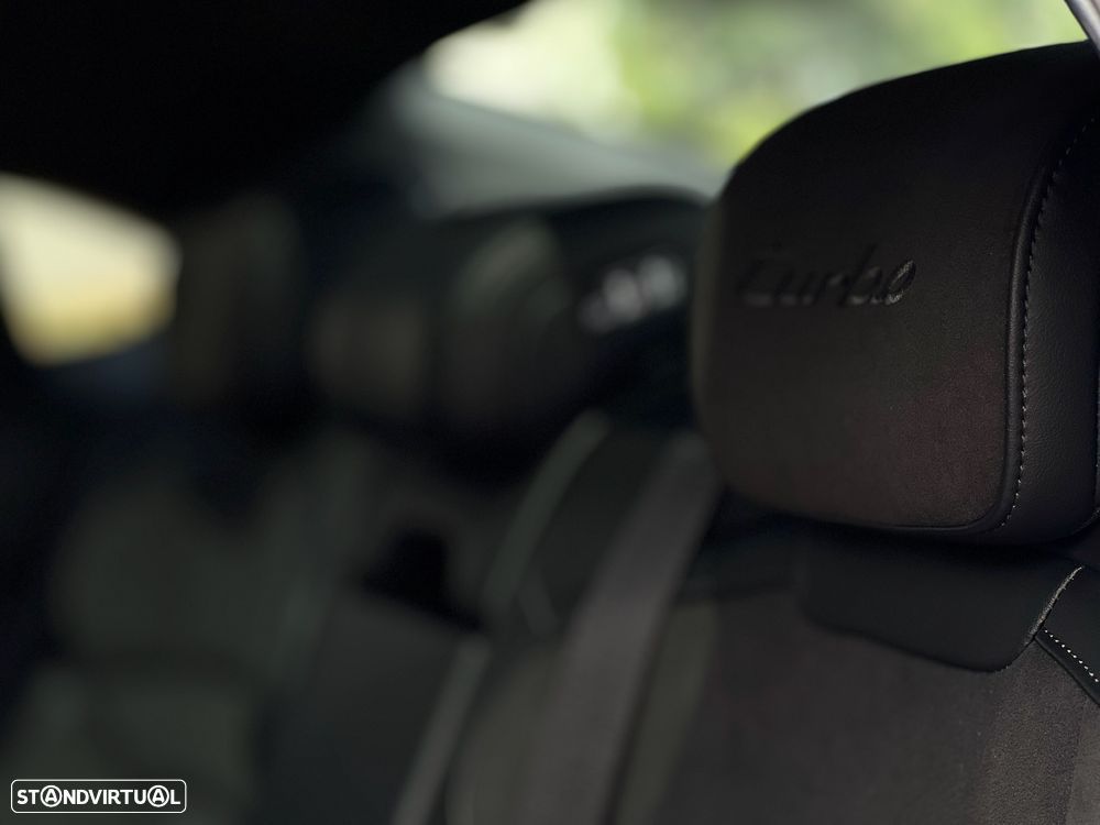 Porsche Taycan Turbo - 20