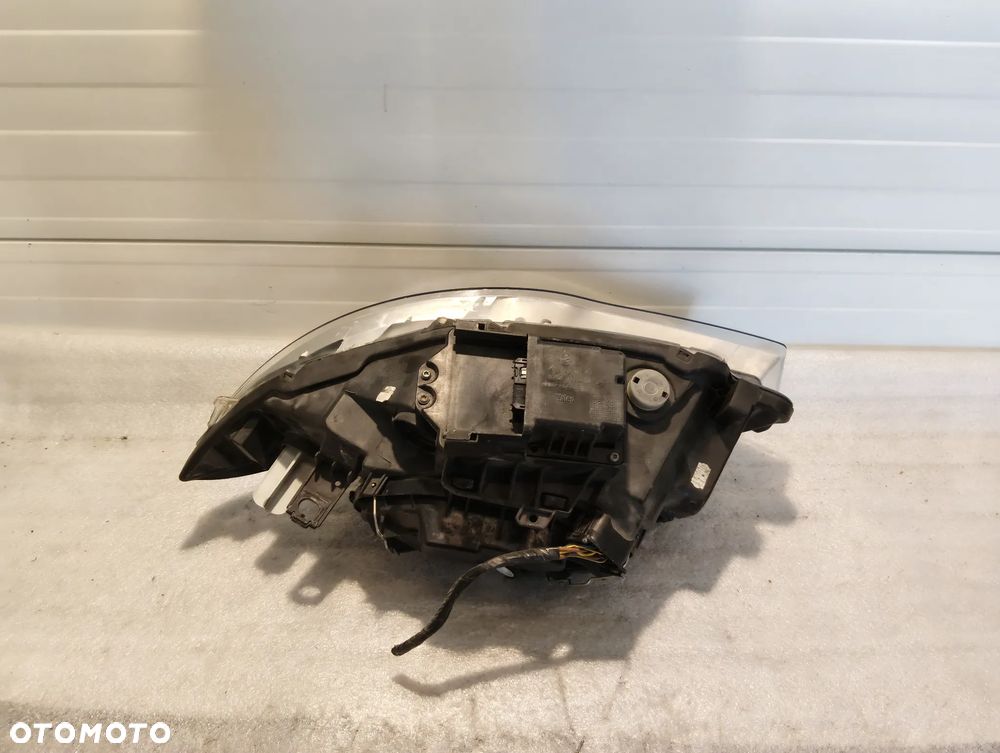 BMW 1 E82 E88 LIFT XENON PRZÓD STRONA PRAWA 7170292 - 2