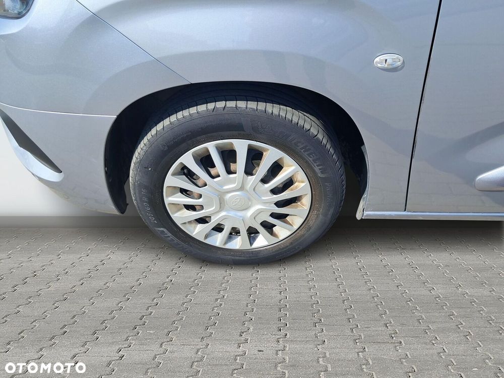 Toyota Proace City Verso 1.5 D-4D Business - 18