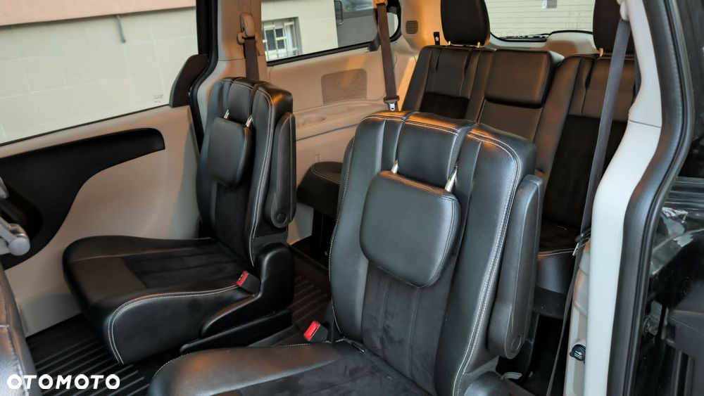 Dodge Grand Caravan 3.6 Express - 11