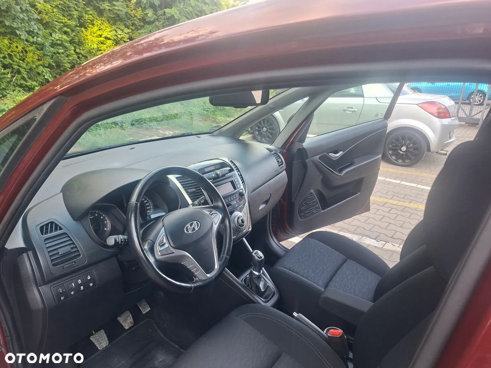 Hyundai ix20 1.4 blue Passion - 12