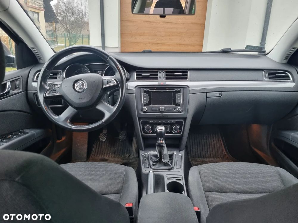 Skoda Superb 2.0 TDI Ambition - 5