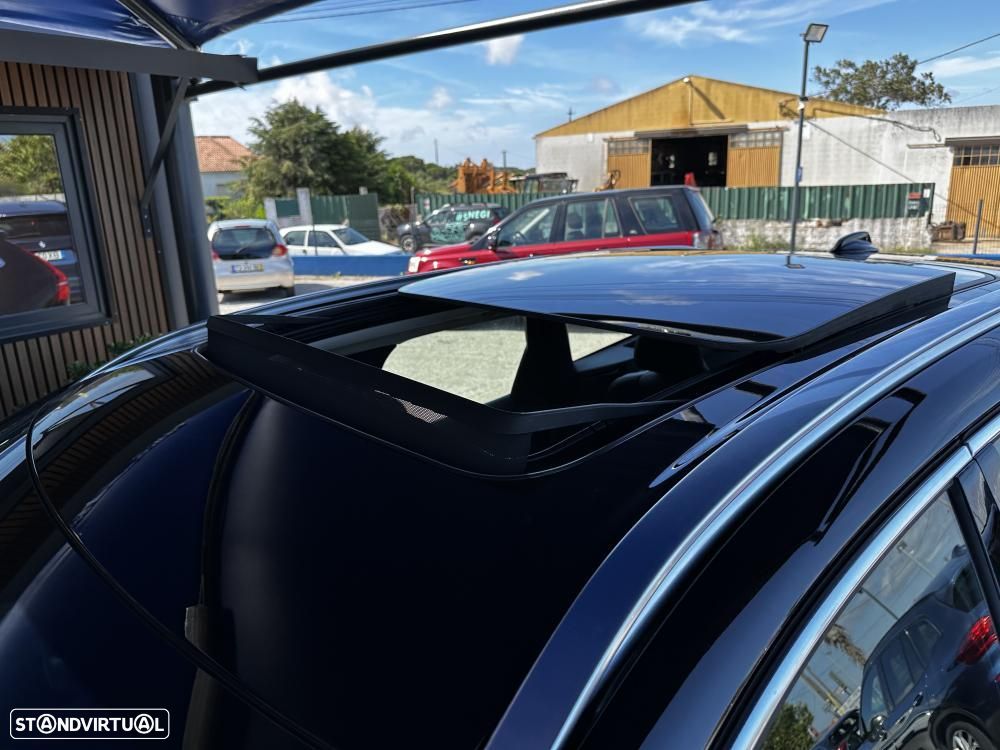 Volvo XC 60 T6 AWD Recharge Plus Dark - 15