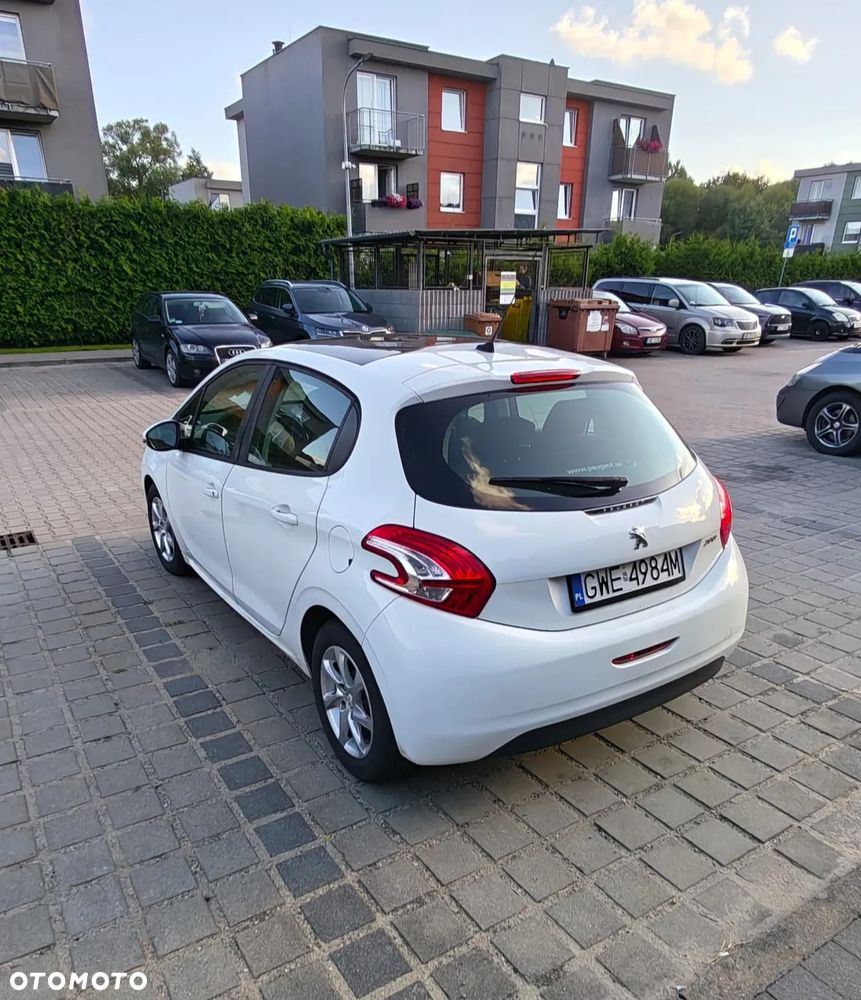 Peugeot 208 82 VTI Active - 4