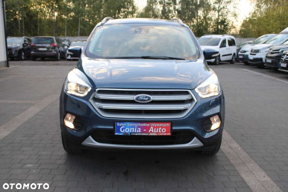 Ford Kuga - 10