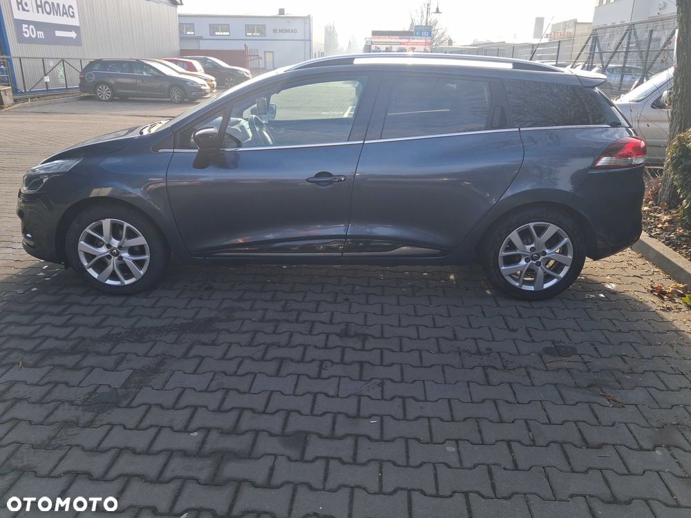 Renault Clio - 6