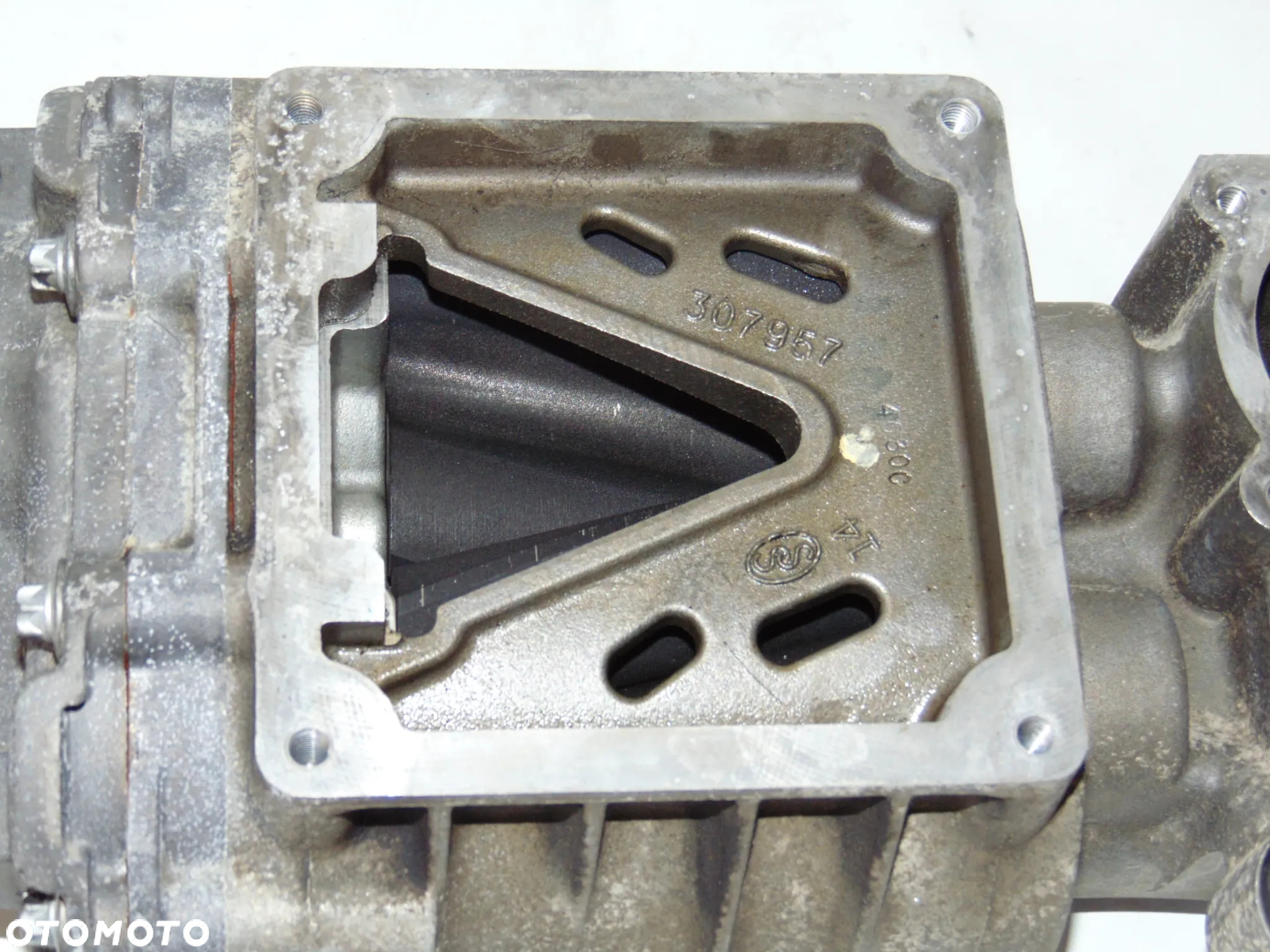 Kompressor turbina turbosprężarka doładowanie kompresor Mercedes C E Klasa W203 W211 CLK W209 benzyna 1.8 - 11