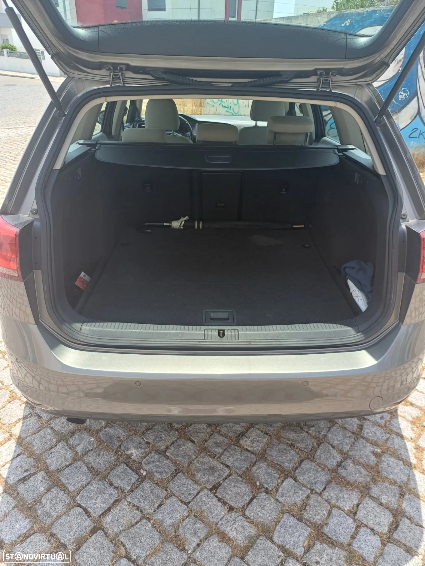 VW Golf Variant 1.6 TDi Confortline - 5