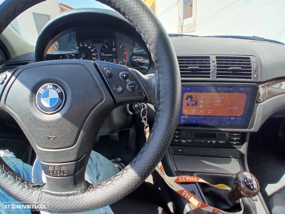 BMW 320 d — fotografia 12