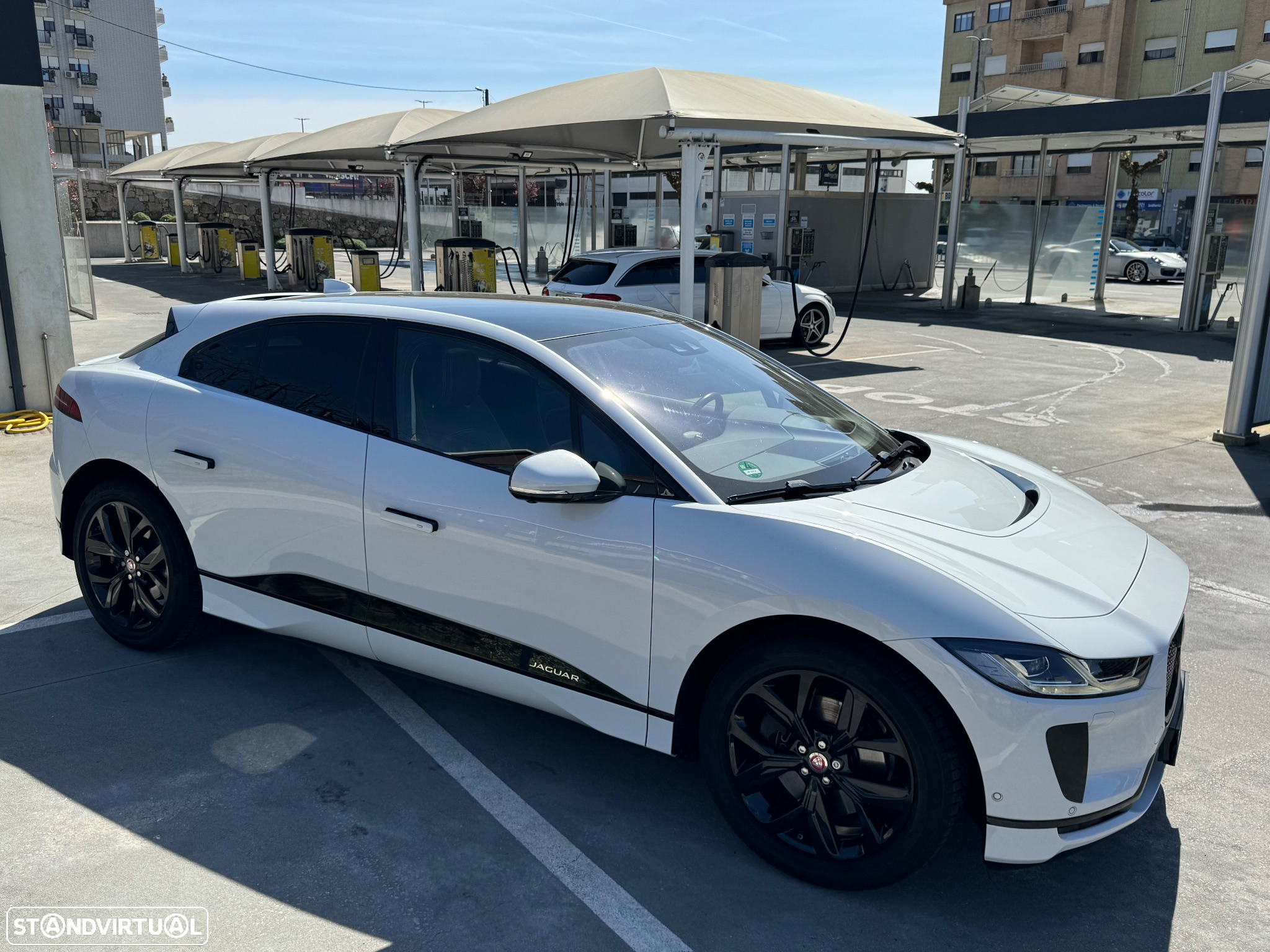 Jaguar I-Pace EV400 R-Dynamic HSE AWD - 19