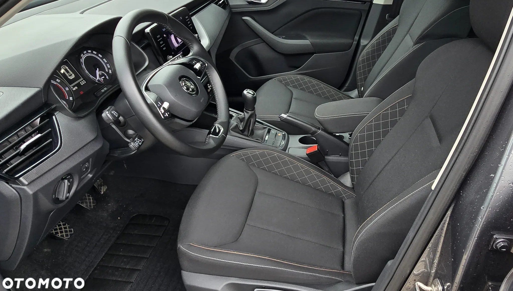 Skoda Kamiq 1.0 TSI Ambition - 10