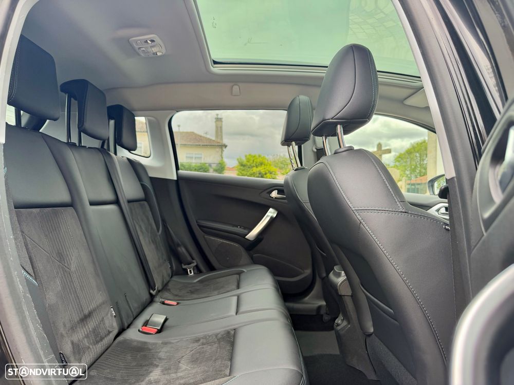 Peugeot 2008 BlueHDi FAP 120 STOP & START EAT6 Crossway - 12