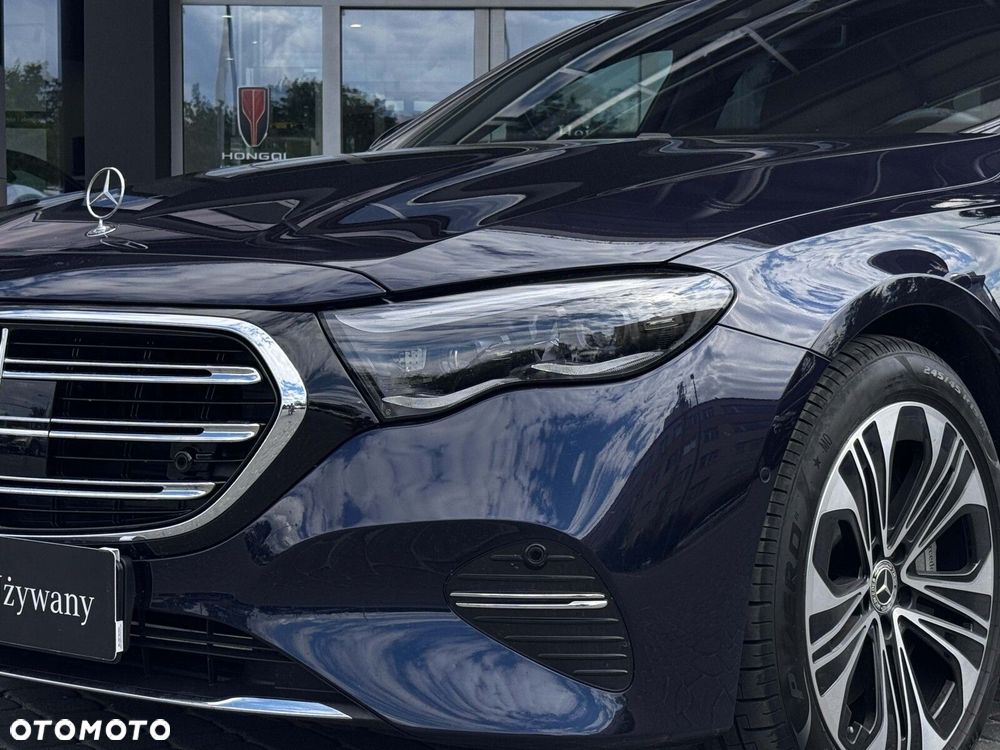 Mercedes-Benz Klasa E 220 d mHEV 4-Matic Exclusive 9G-Tronic - 3