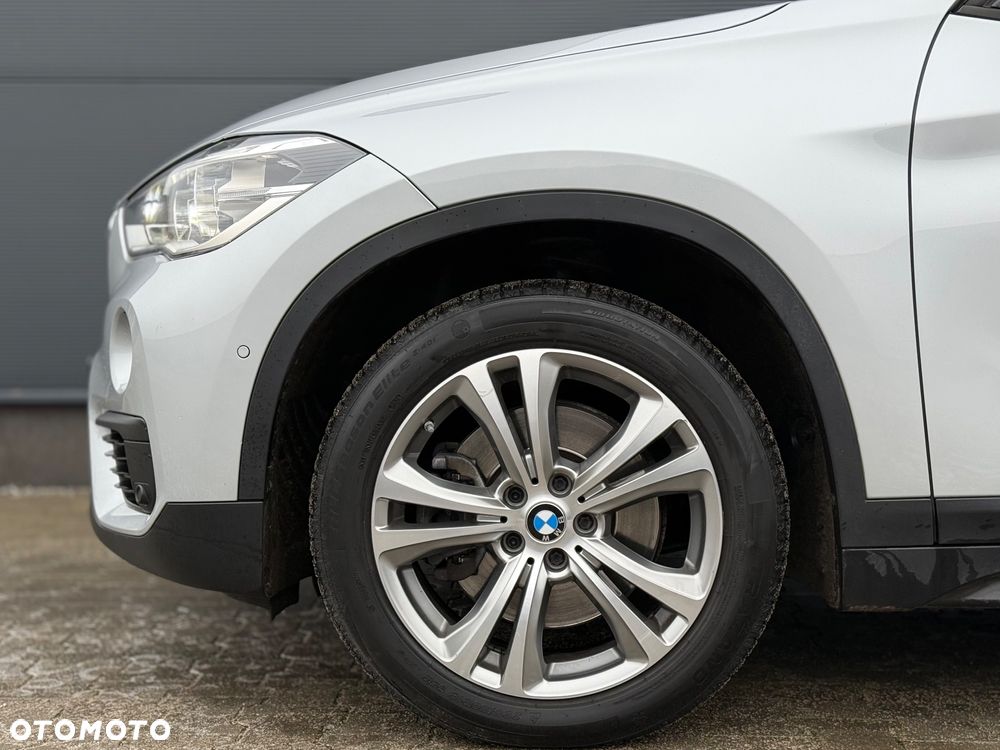 BMW X1 xDrive20d - 10