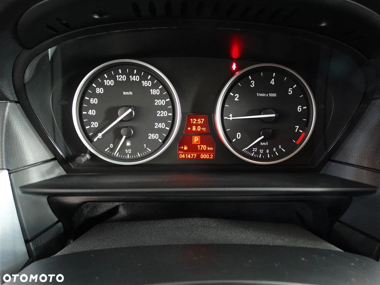 BMW Seria 5 530i - 14