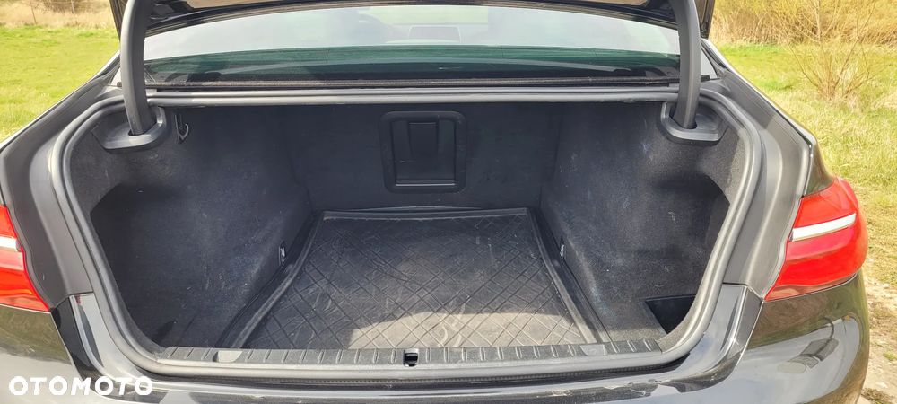 BMW Seria 7 740Ld xDrive sport - 9