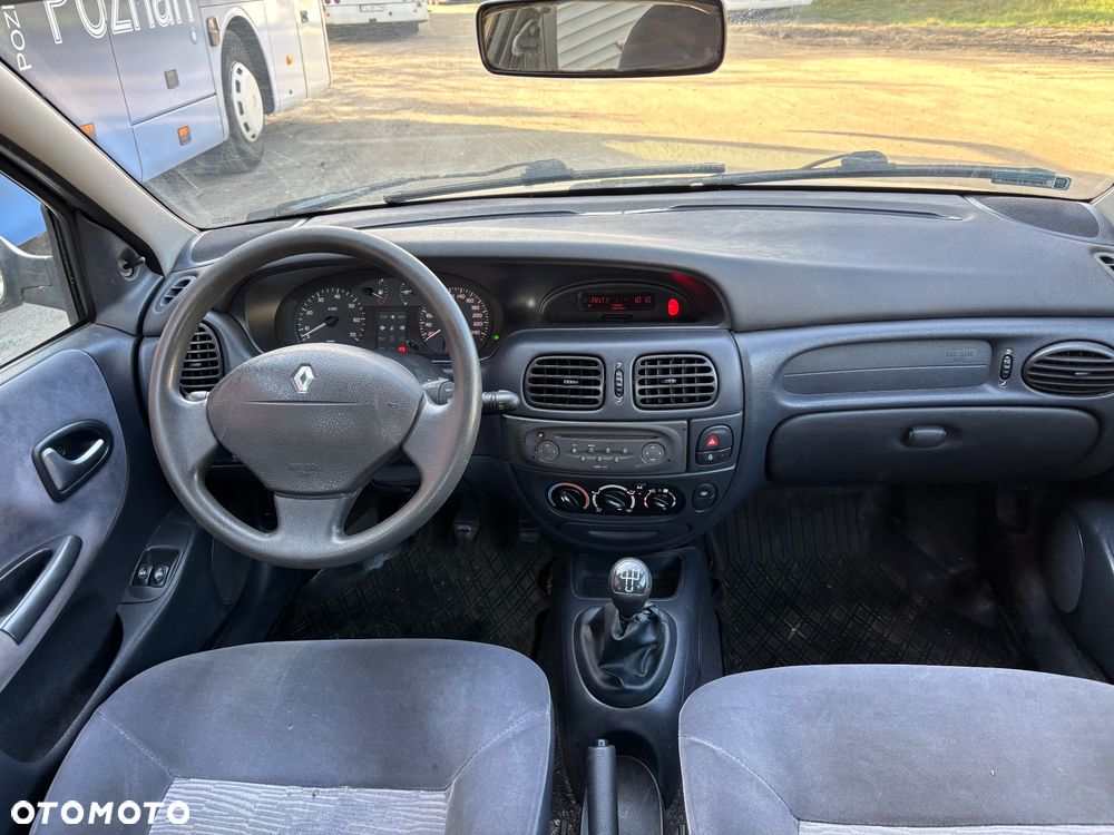 Renault Megane - 21