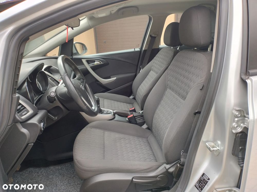 Opel Astra 1.6 Style - 24