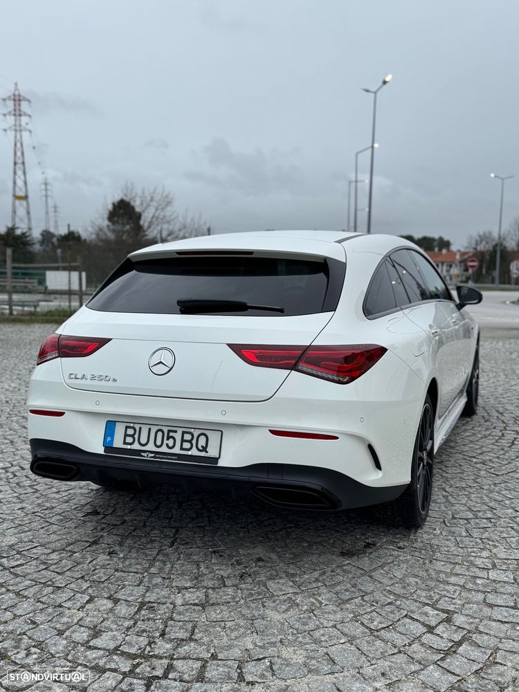 Mercedes-Benz CLA 250 e 8G-DCT AMG Line - 6