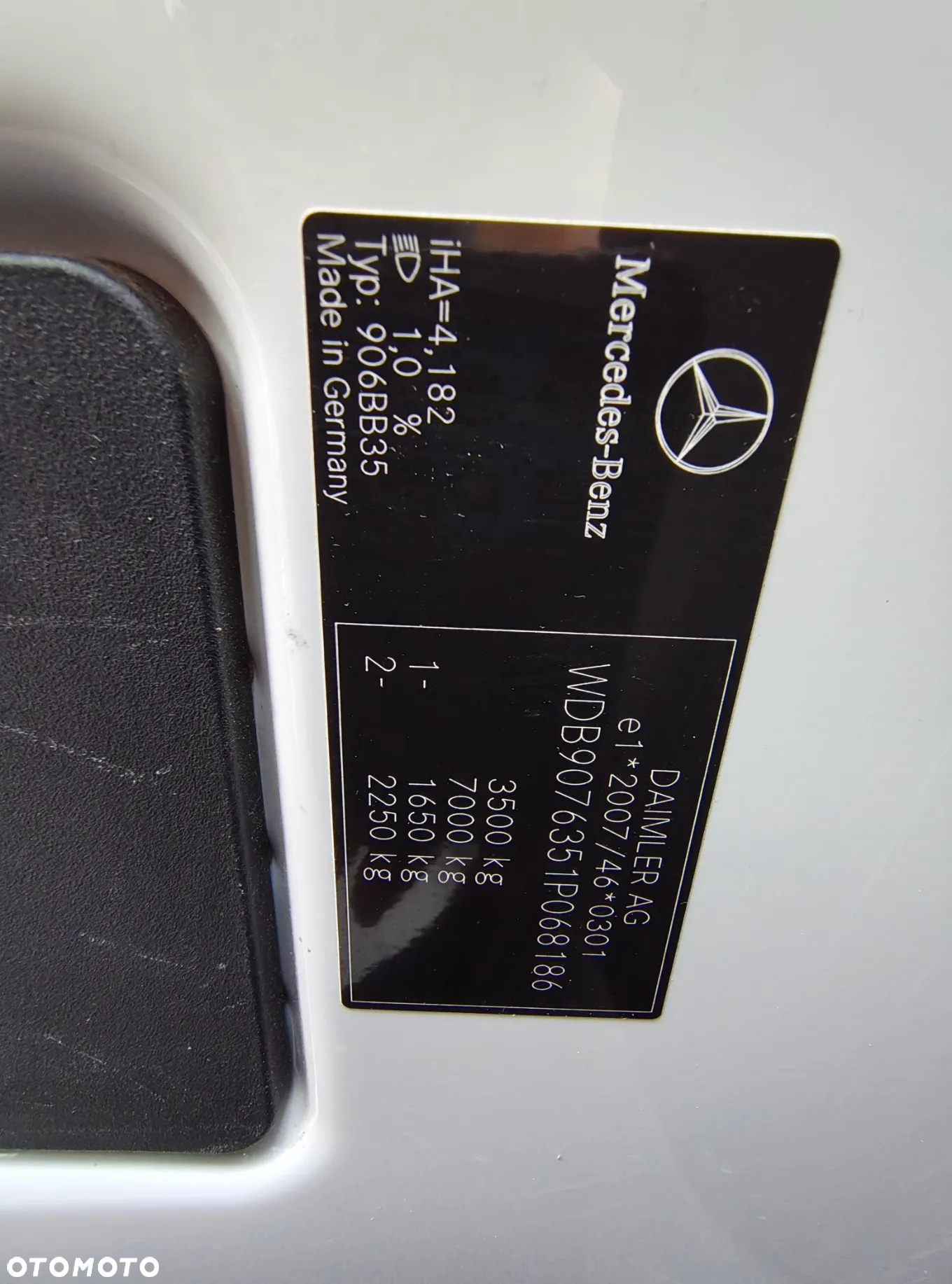 Mercedes-Benz Sprinter - 16