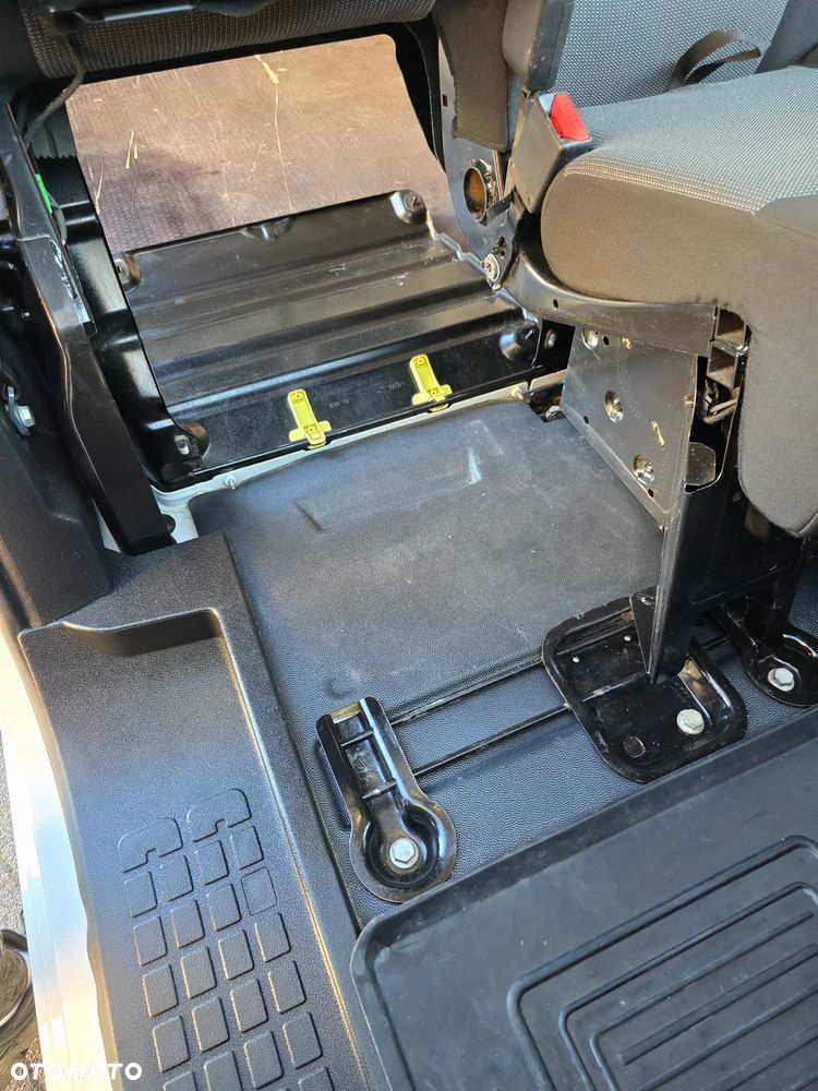 Toyota Proace - 16